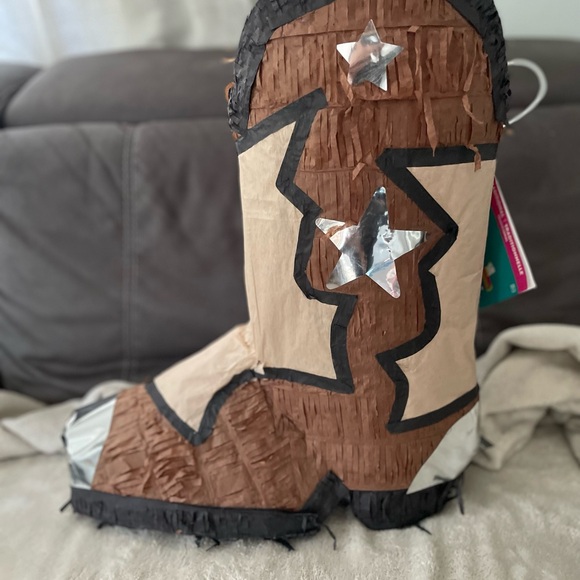 First Rodeo Lot - Picture 3 of 6